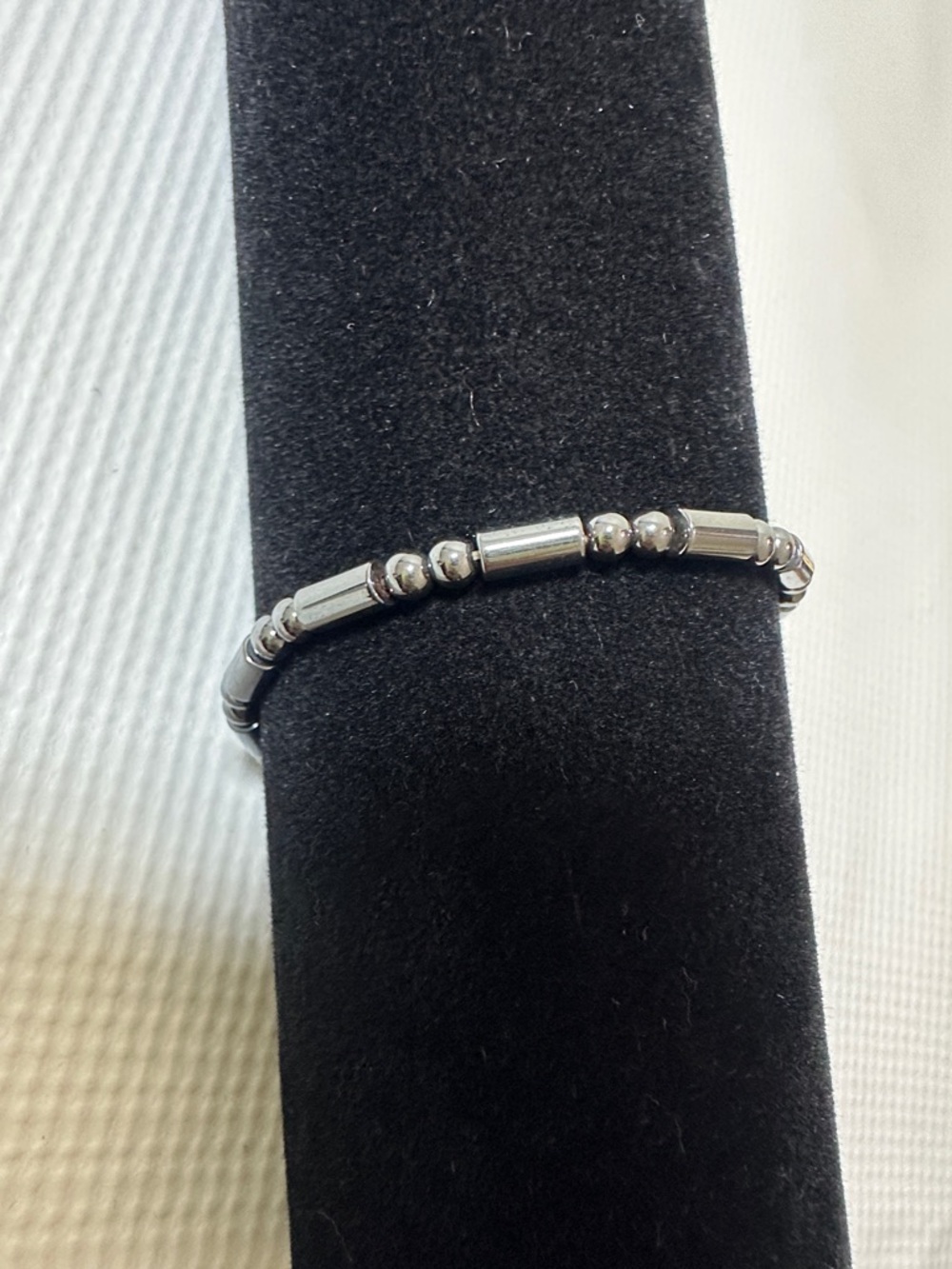 Hematite Bead Tube Stretch Bracelet - Silver Tone